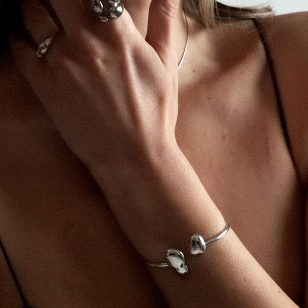 Sculpt Bangle Silver - KAYÉ