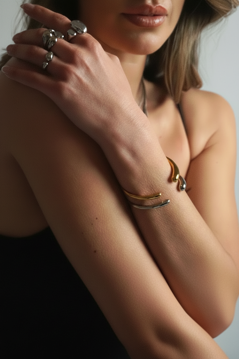 Kayé Luxe bangle- Silver