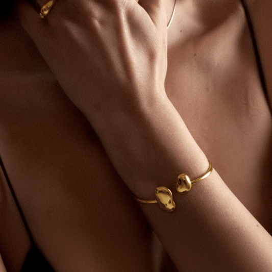 Sculpt Bangle Gold - KAYÉ