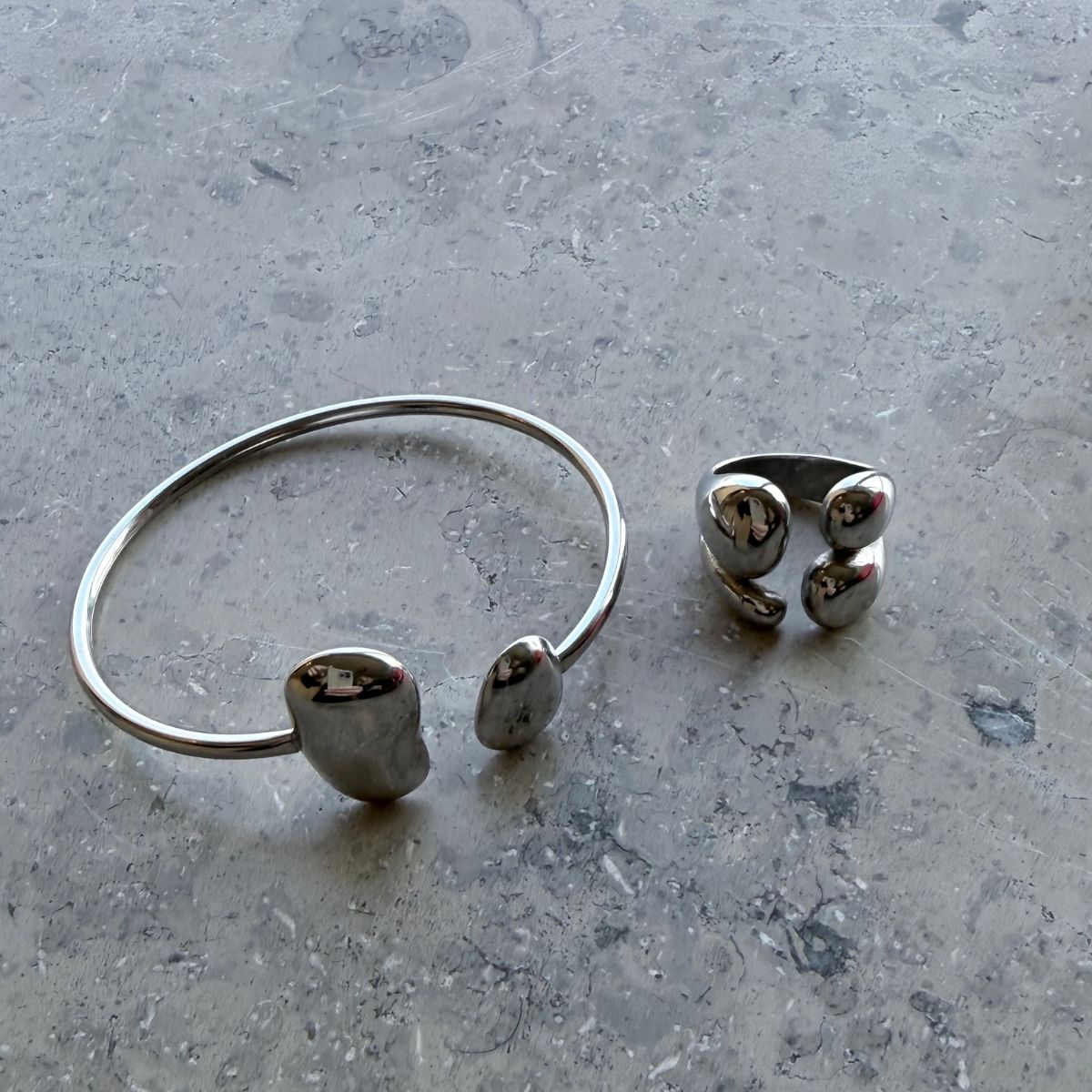 Sculpt Bangle Silver - KAYÉ