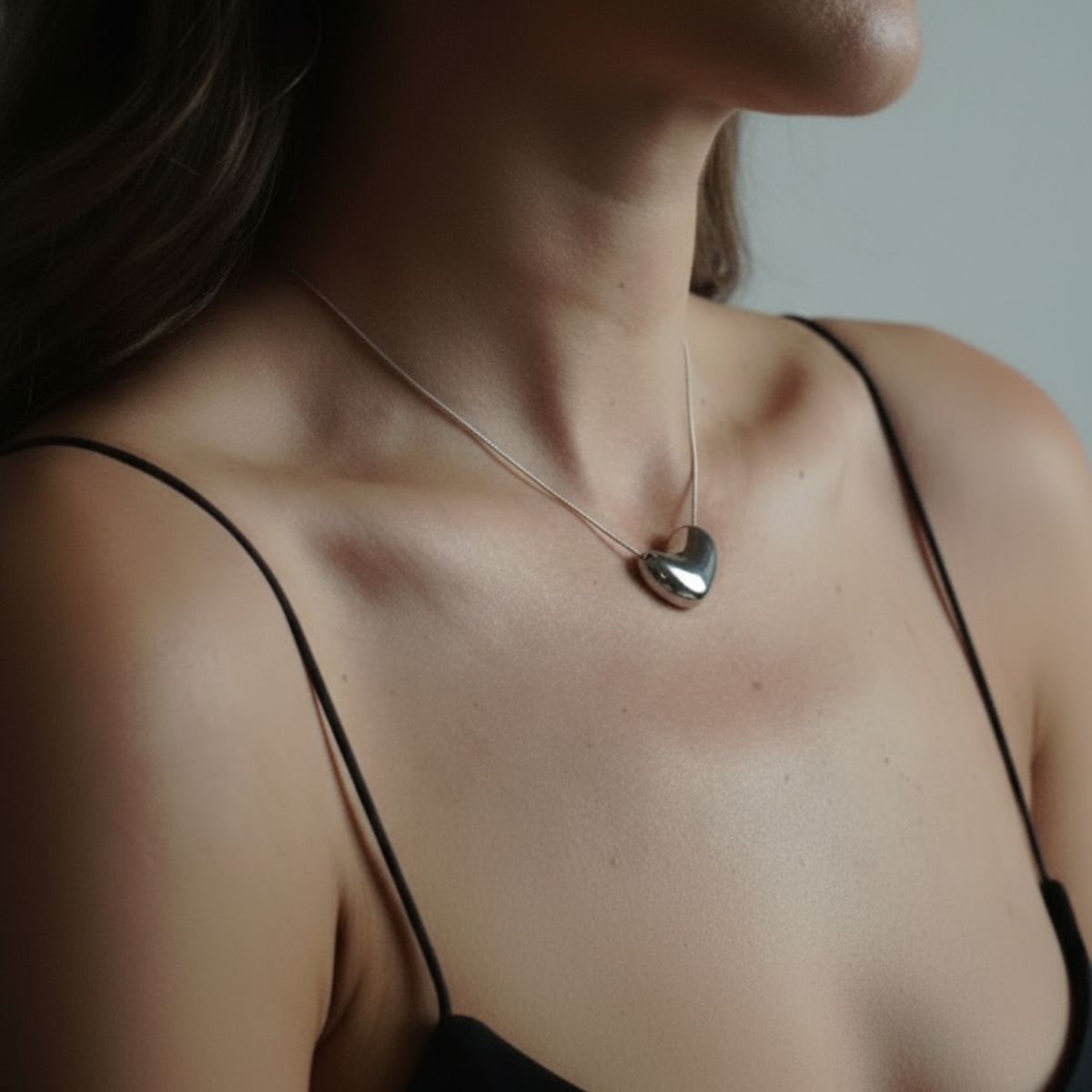 Sculpt Drop Necklace